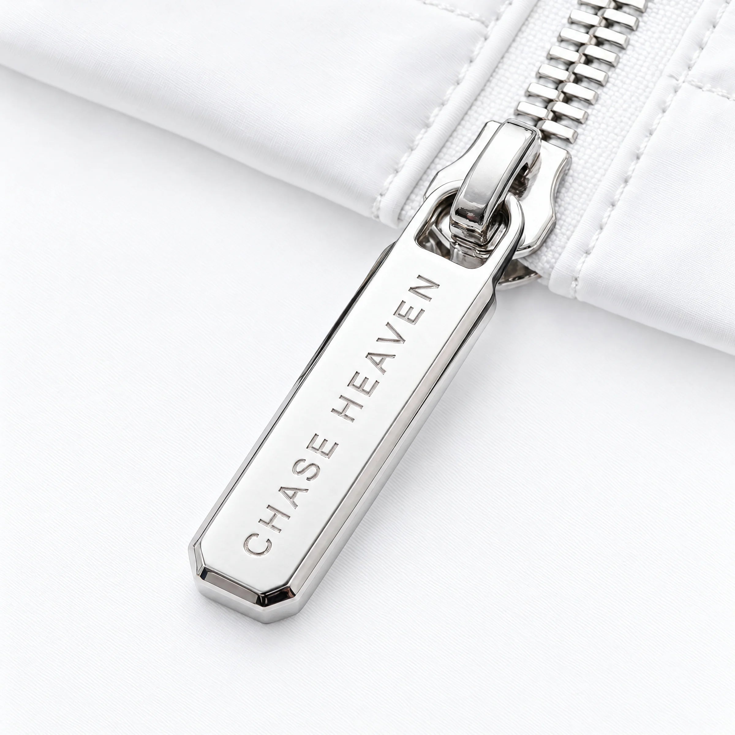 The Rain Shell ROMANS, wet zipper detail 